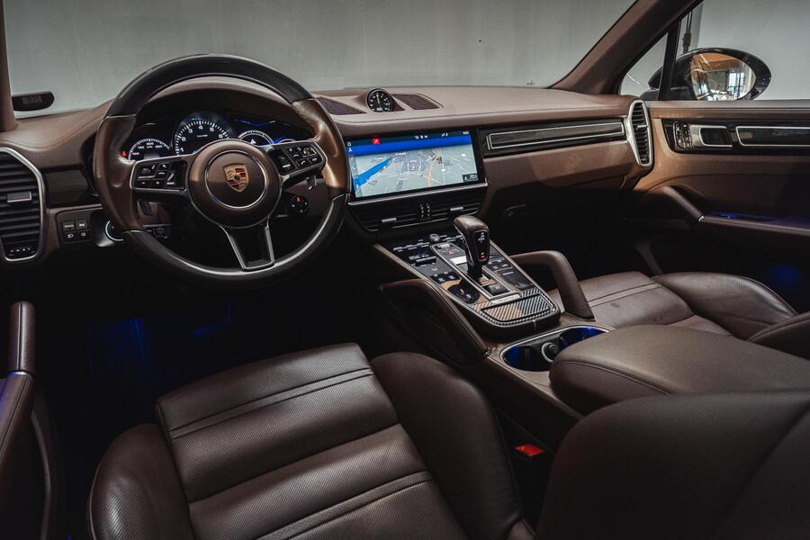 Porsche Cayenne vaihtoauto