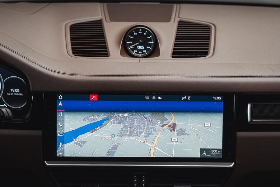 Porsche Cayenne vaihtoauto