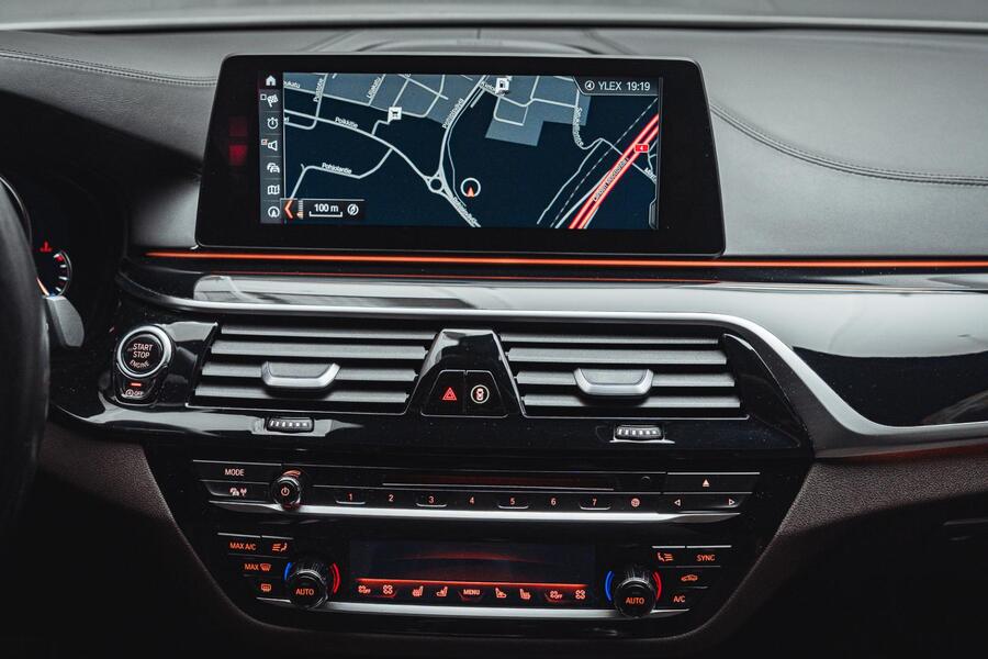 BMW M550d vaihtoauto