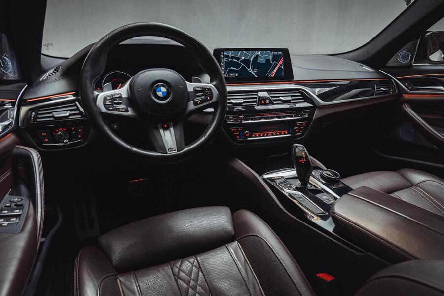 BMW M550d vaihtoauto