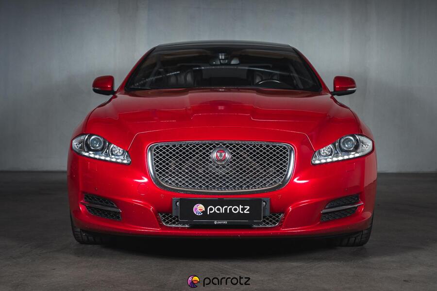 Jaguar XJ vaihtoauto