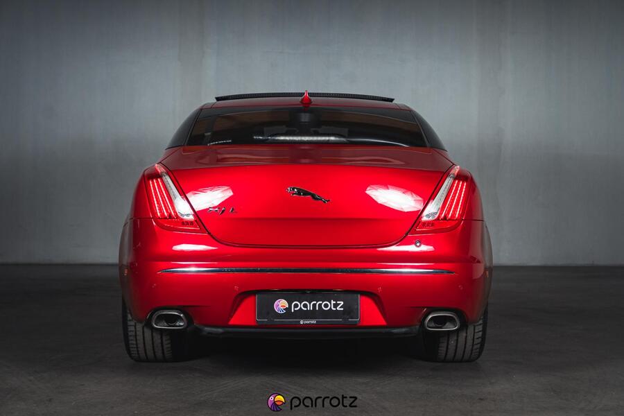 Jaguar XJ vaihtoauto