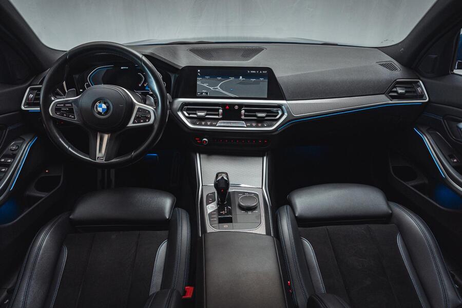 BMW 330 vaihtoauto
