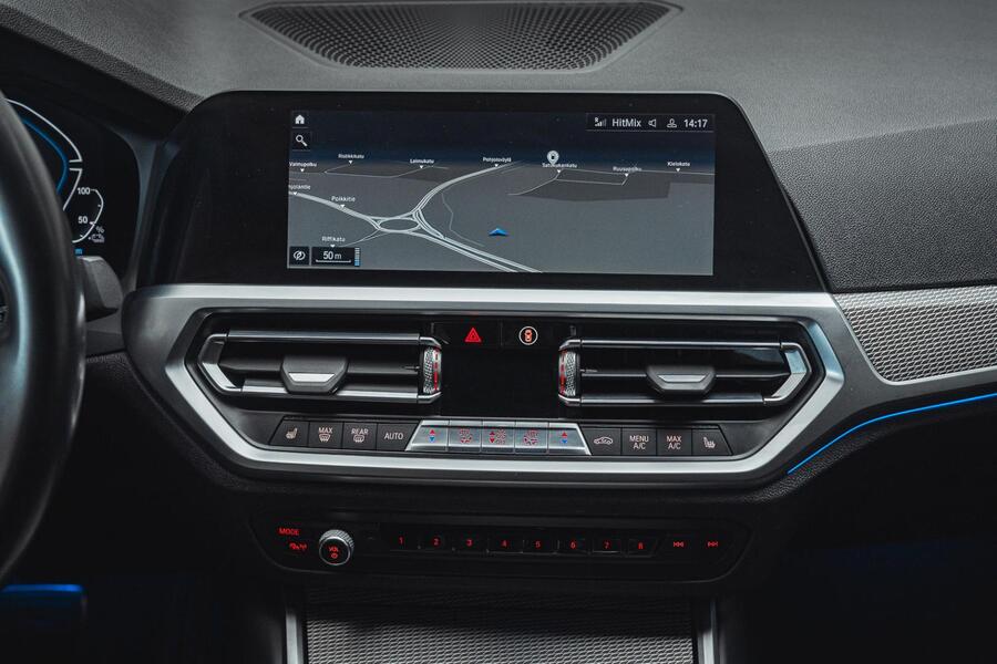 BMW 330 vaihtoauto