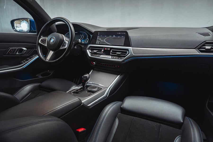 BMW 330 vaihtoauto