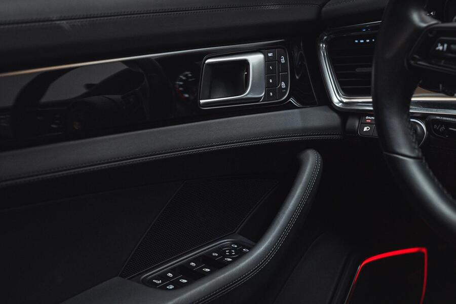 Porsche Panamera vaihtoauto