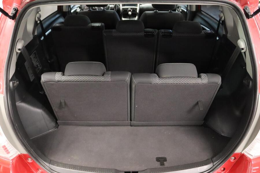 Toyota Verso vaihtoauto