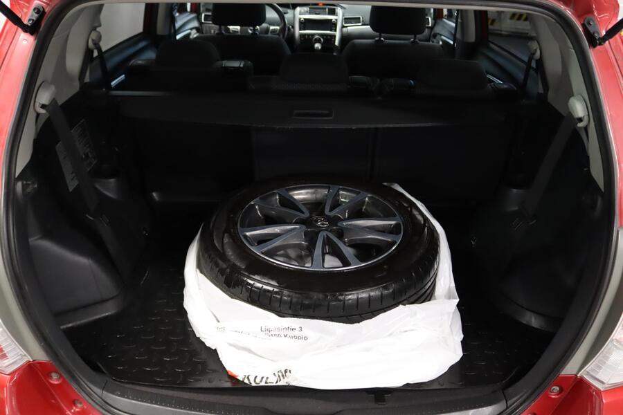 Toyota Verso vaihtoauto