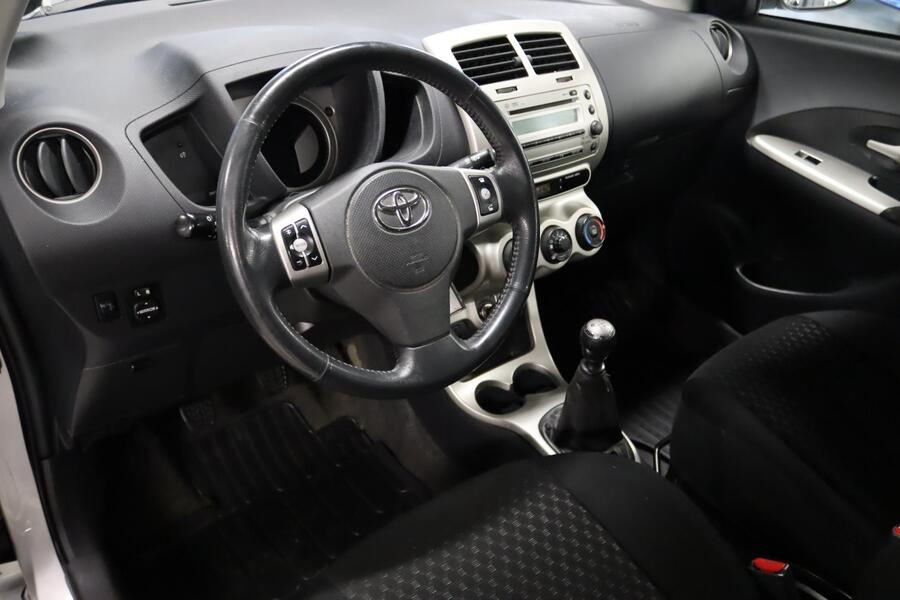 Toyota Urban Cruiser vaihtoauto