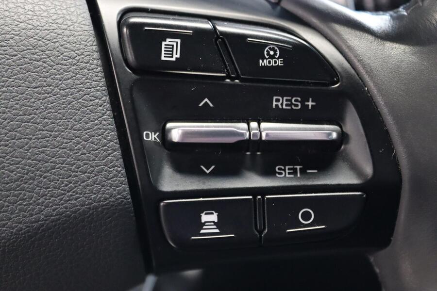 Hyundai IONIQ plug-in vaihtoauto