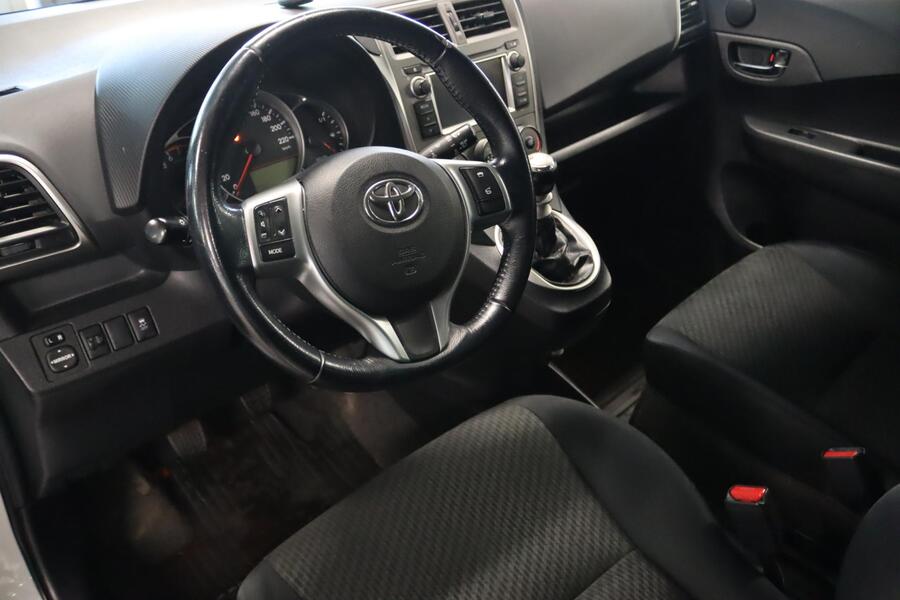 Toyota Verso-S vaihtoauto