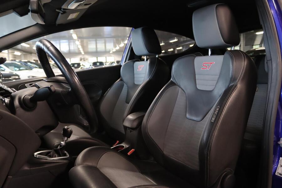 Ford Fiesta vaihtoauto
