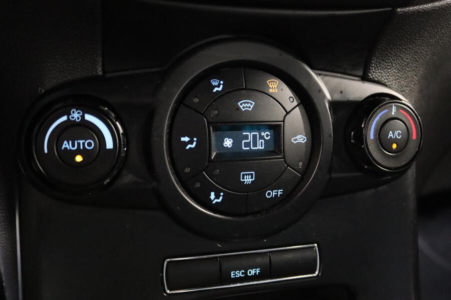 Ford Fiesta vaihtoauto
