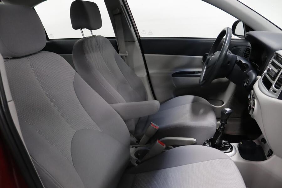 Hyundai Accent vaihtoauto