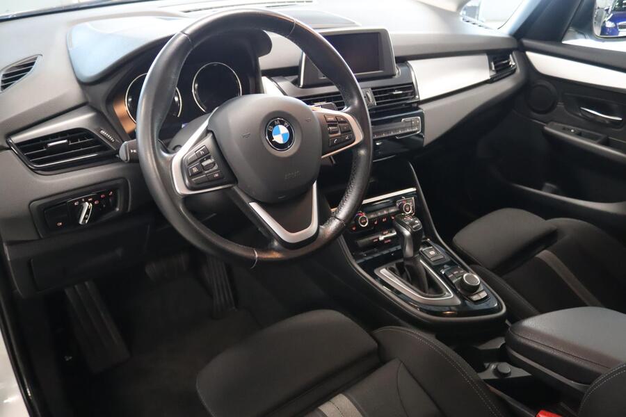 BMW 225 vaihtoauto