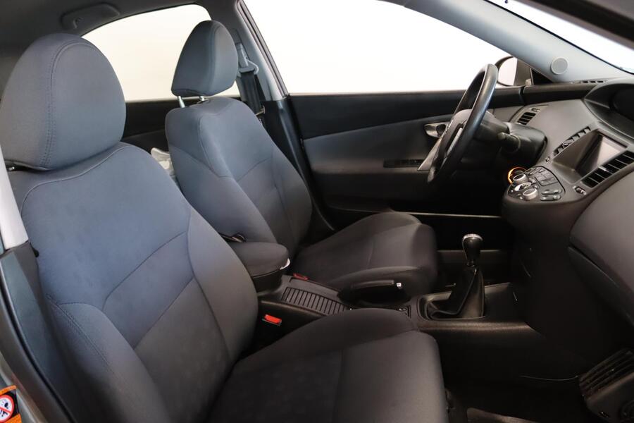 Nissan Primera vaihtoauto