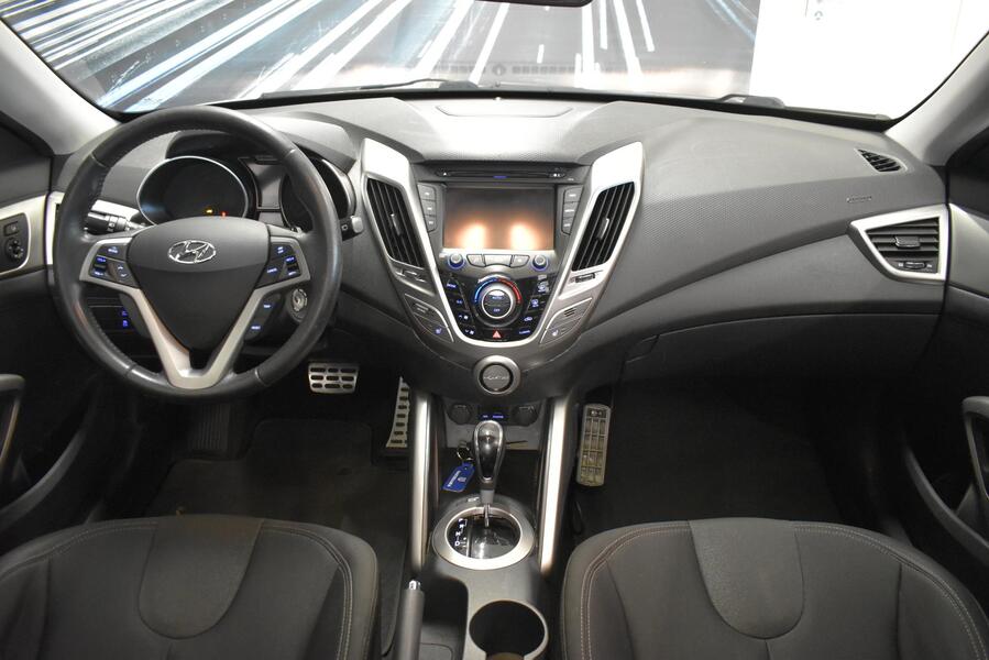 Hyundai Veloster vaihtoauto