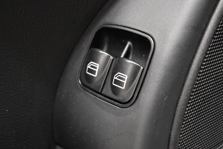 Mercedes-Benz CLC Sportcoupé vaihtoauto