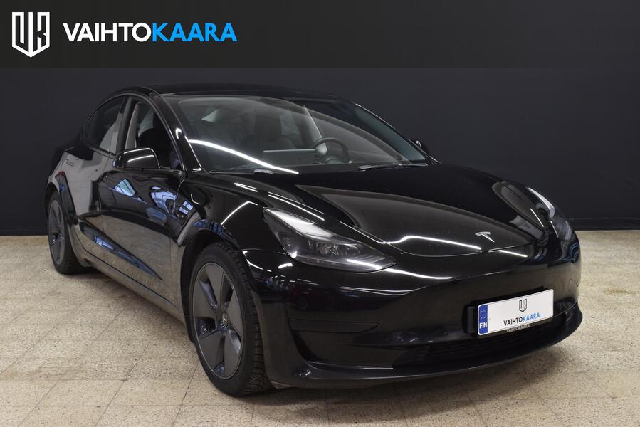 Tesla Model 3 vaihtoauto