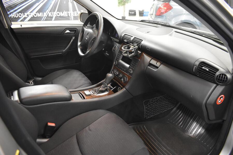 Mercedes-Benz C vaihtoauto