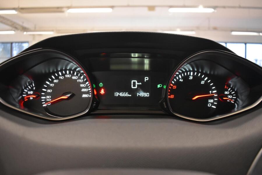 Peugeot 308 vaihtoauto