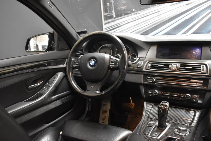 BMW M550d vaihtoauto