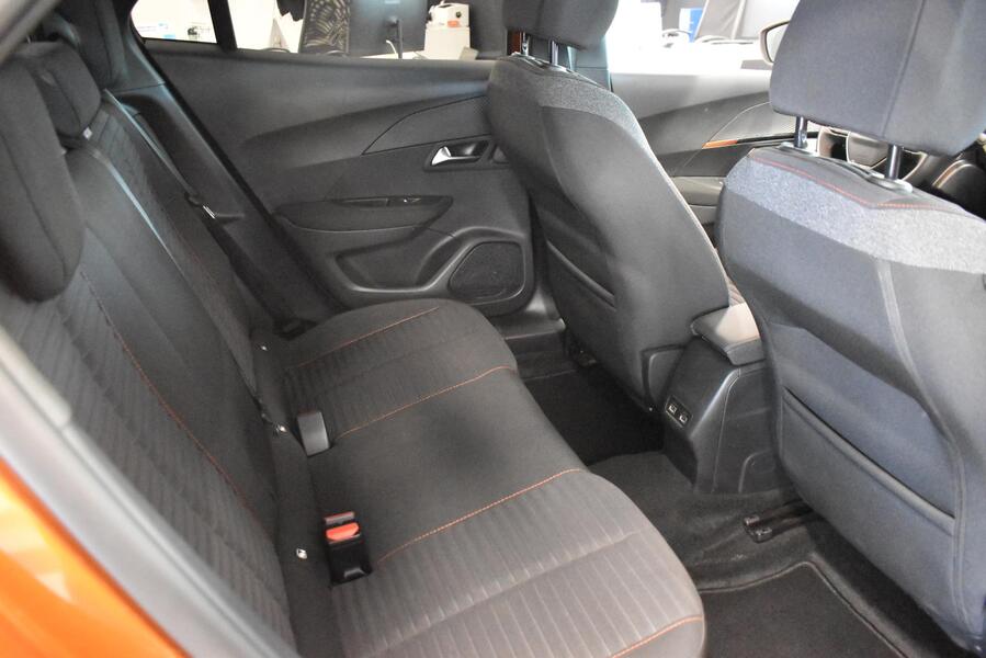 Peugeot e-2008 vaihtoauto