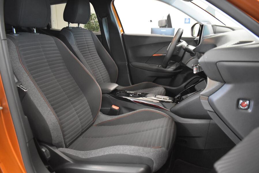 Peugeot e-2008 vaihtoauto