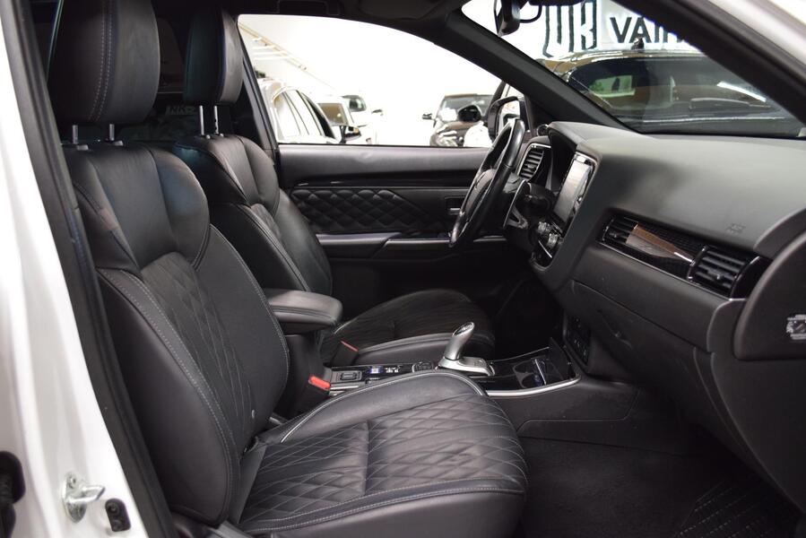 Mitsubishi Outlander PHEV vaihtoauto