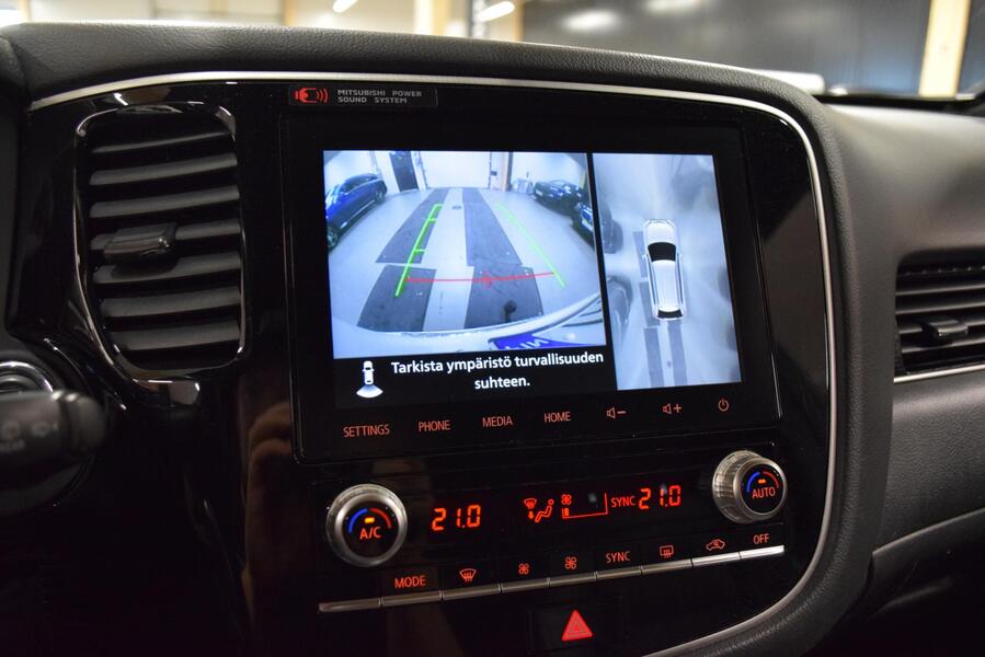 Mitsubishi Outlander PHEV vaihtoauto