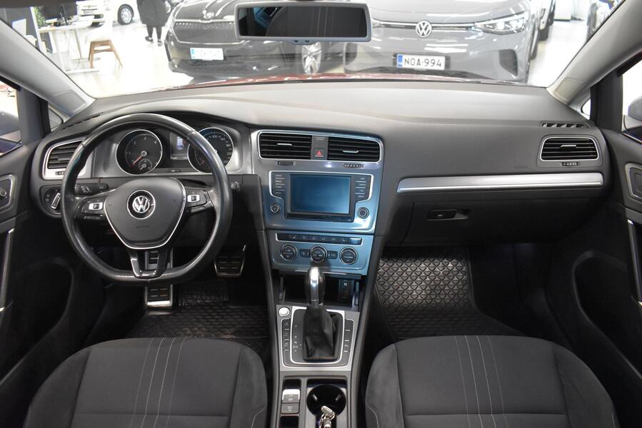 Volkswagen Golf vaihtoauto