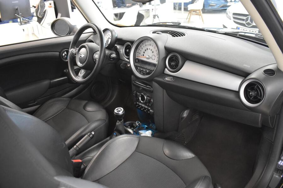 Mini Cooper vaihtoauto