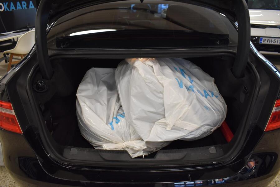 Jaguar XE vaihtoauto