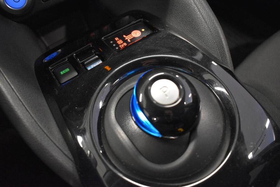 Nissan Leaf vaihtoauto