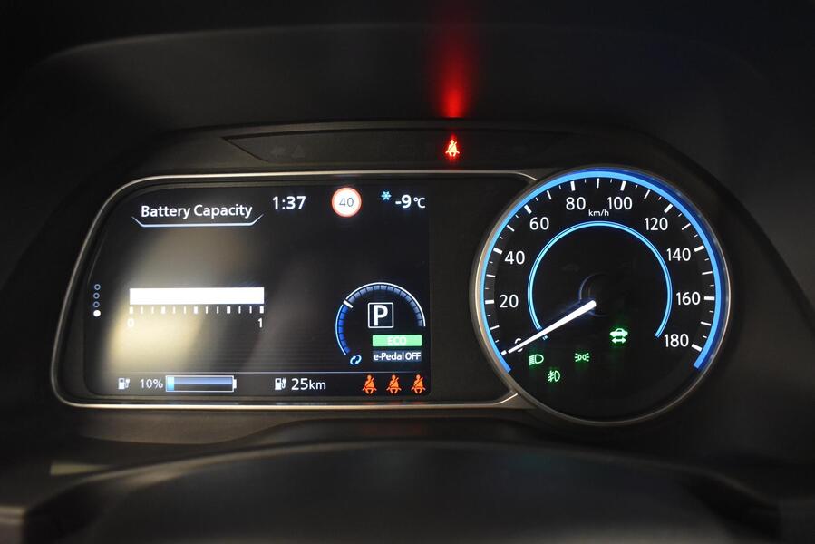 Nissan Leaf vaihtoauto