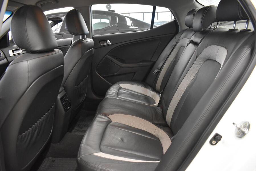 Kia Optima vaihtoauto