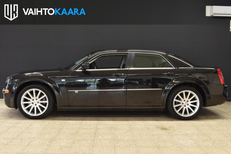 Chrysler 300C vaihtoauto