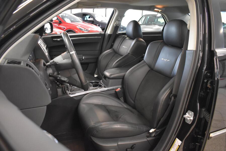 Chrysler 300C vaihtoauto