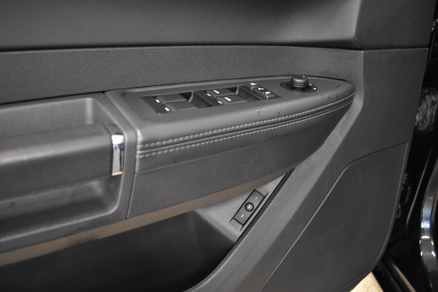 Chrysler 300C vaihtoauto