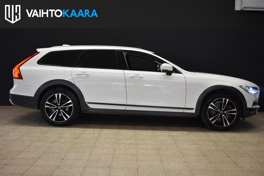 Volvo V90 Cross Country vaihtoauto