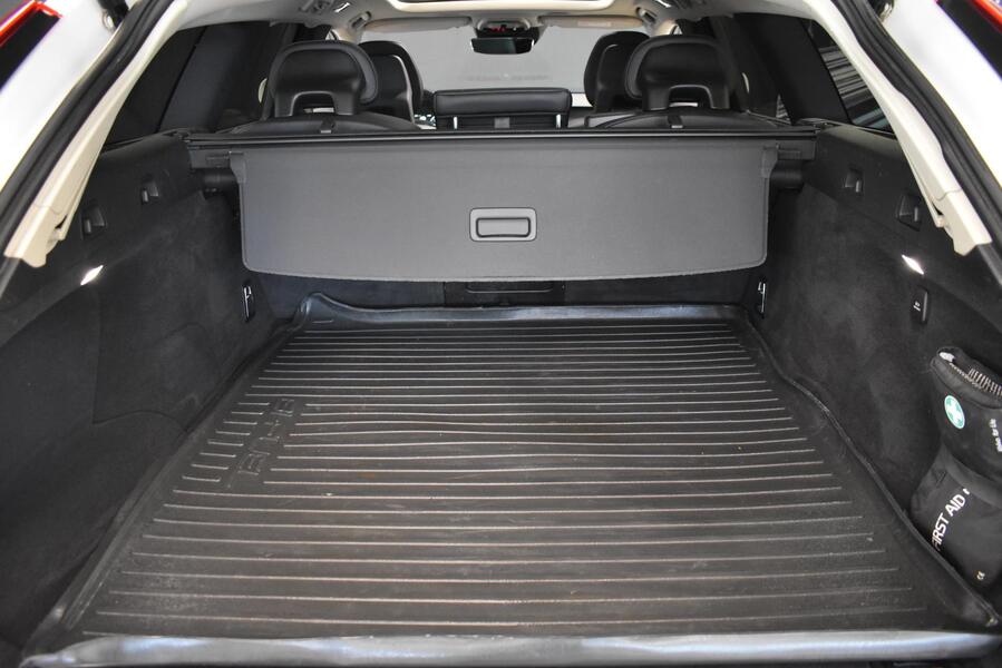 Volvo V90 Cross Country vaihtoauto