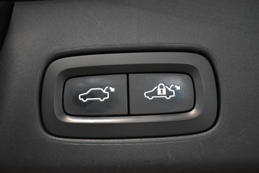 Volvo V90 Cross Country vaihtoauto