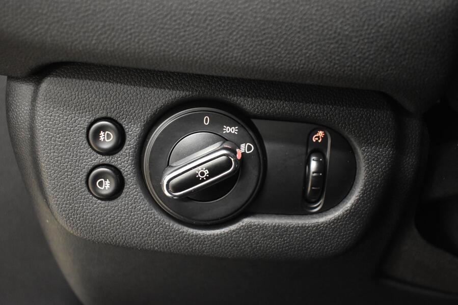 Mini Clubman vaihtoauto