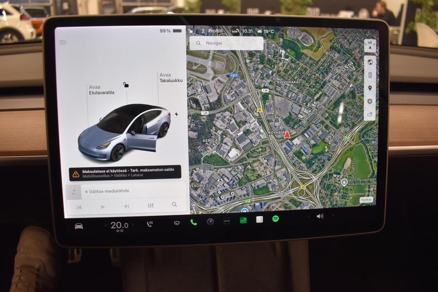 Tesla Model 3 vaihtoauto