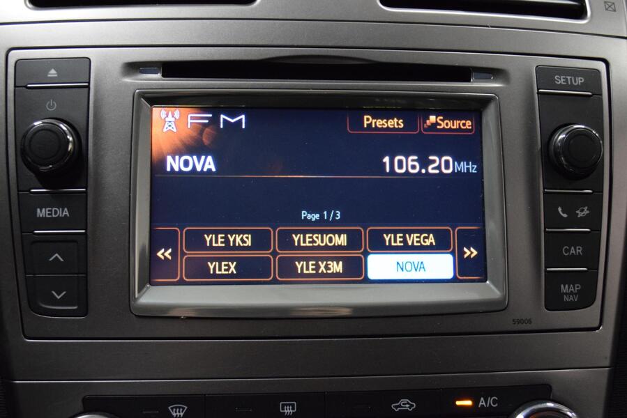 Toyota Avensis vaihtoauto