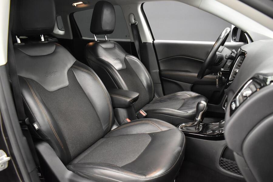 Jeep Compass vaihtoauto