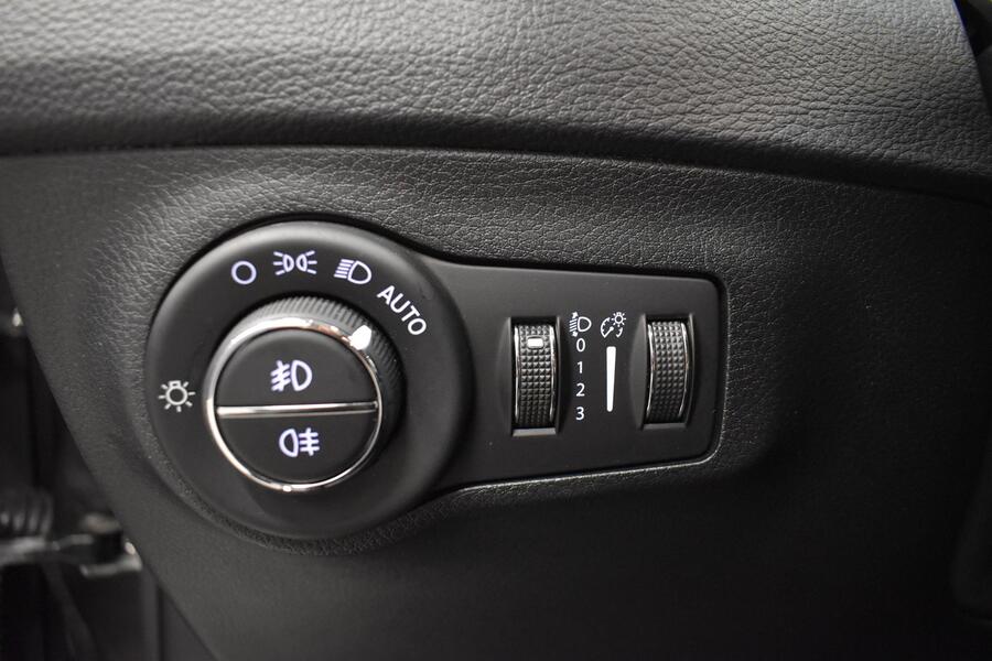 Jeep Compass vaihtoauto