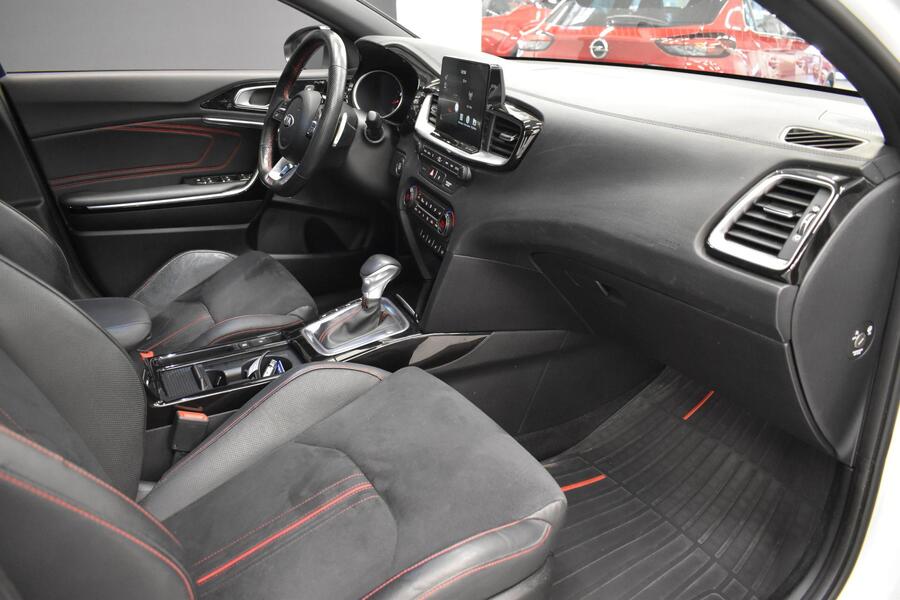 Kia Proceed vaihtoauto