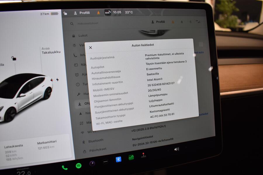 Tesla Model 3 vaihtoauto