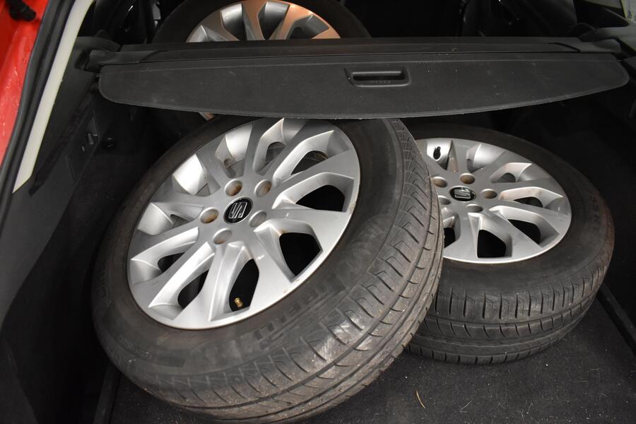 SEAT Leon ST vaihtoauto